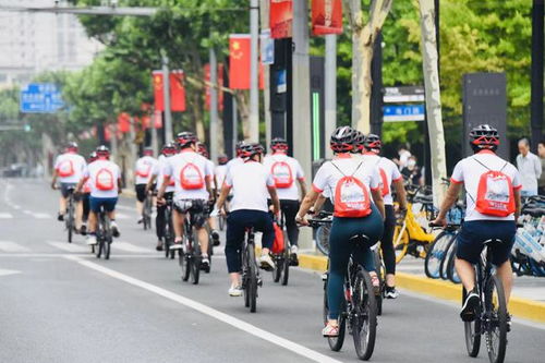 騎行上海閱讀建筑 在滬外國友人體驗上海端午民俗